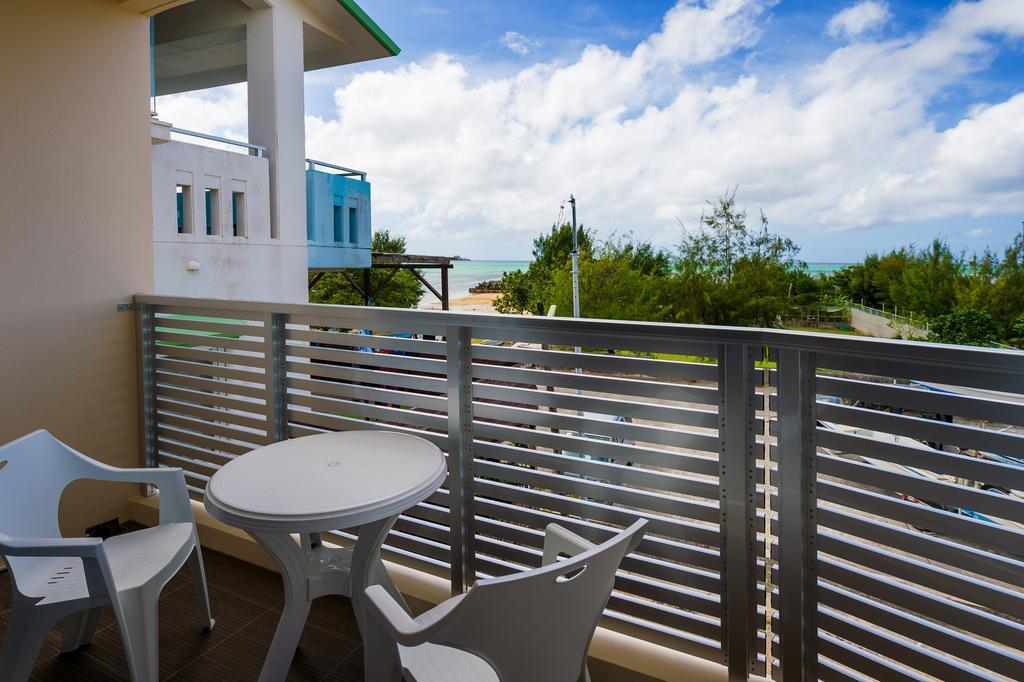 United Resort Ocean Front Onna Exterior photo